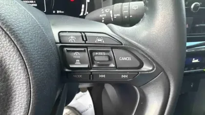 Photo 38 Toyota Yaris  Cross Hybride 130h 2WD