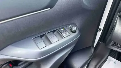 Photo 57 Toyota Yaris  Cross Hybride 130h 2WD