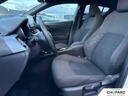 Photo 19 Toyota C-HR  Hybride 1.8L