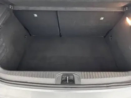 Photo 26 Renault Clio  E-Tech full hybrid 145