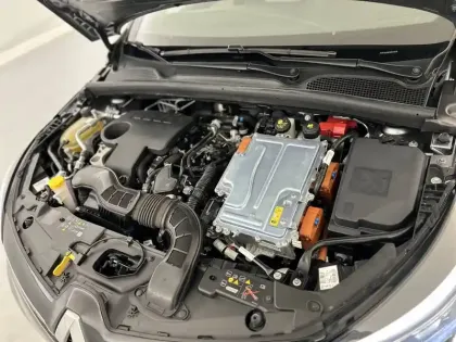 Photo 35 Renault Clio  E-Tech full hybrid 145