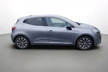 Photo 5 Renault Clio  E-Tech full hybrid 145