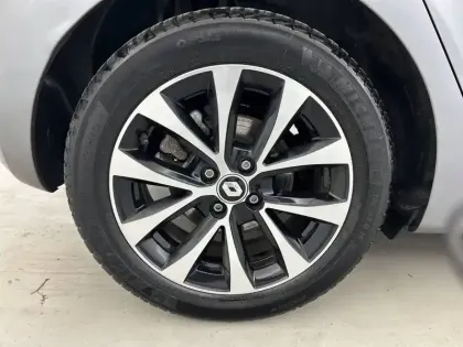 Photo 30 Renault Clio  E-Tech full hybrid 145