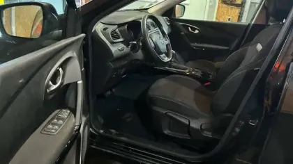 Photo 8 Renault Kadjar  Blue dCi 115 EDC