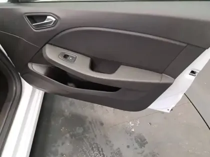 Photo 23 Renault Clio  TCe 100 GPL