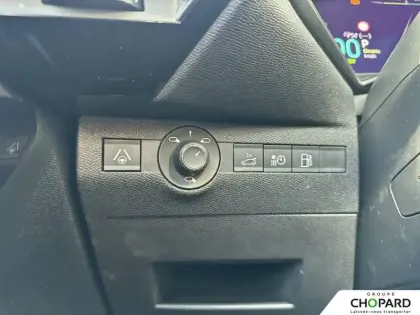 Photo 13 DS DS 7  Hybride Rechargeable E-Tense 225 EAT8