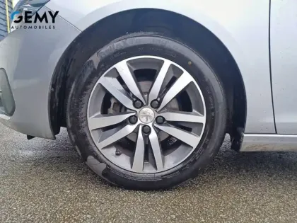 Photo 42 Peugeot 308  PureTech 110ch S&S BVM6