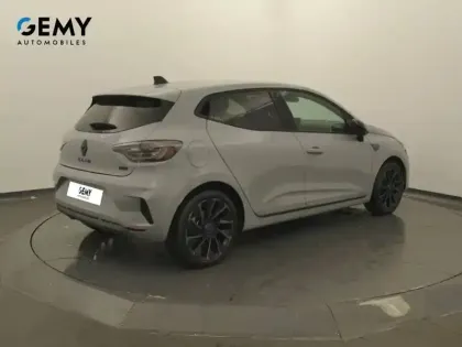 Photo 16 Renault Clio  E-Tech full hybrid 145 ch GSR2