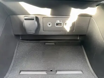 Photo 32 Renault Clio  TCe 90 ch GSR2