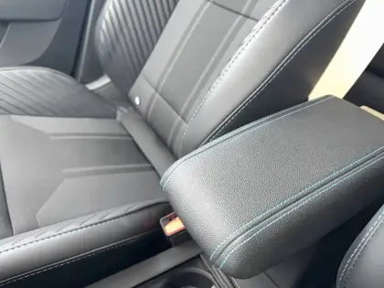 Photo 108 Renault Clio Gén. V (BJA) Ph2 esprit Alpine 5