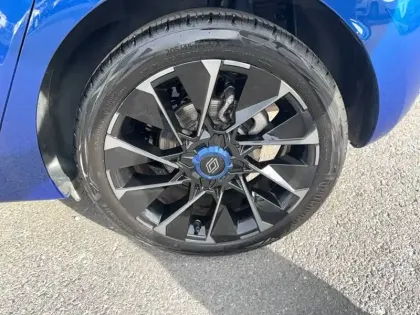 Photo 78 Renault Clio Gén. V (BJA) Ph2 esprit Alpine 5