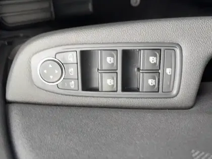 Photo 46 Renault Clio  TCe 90 ch GSR2