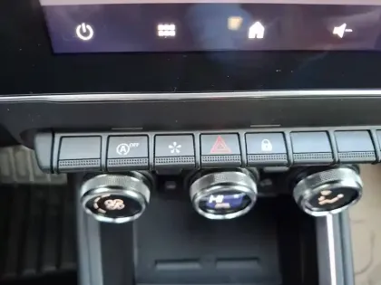 Photo 36 Renault Clio  TCe 90 ch GSR2