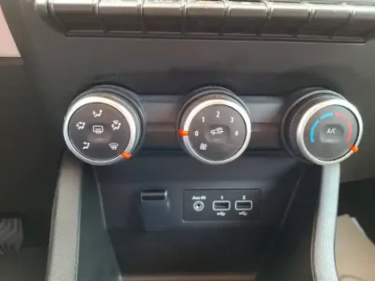 Photo 37 Renault Clio  TCe 100 GPL