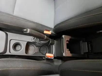 Photo 35 Dacia Duster  ECO-G 100 4x2