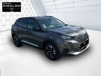 Photo 31 Peugeot 2008  PureTech 100 S&S BVM6