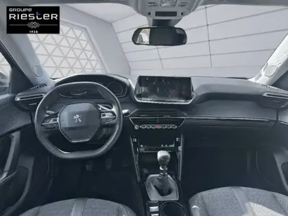 Photo 36 Peugeot 2008  PureTech 100 S&S BVM6