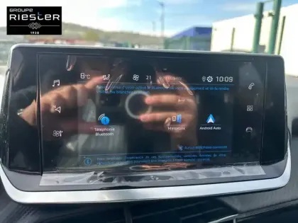 Photo 54 Peugeot 2008  PureTech 100 S&S BVM6