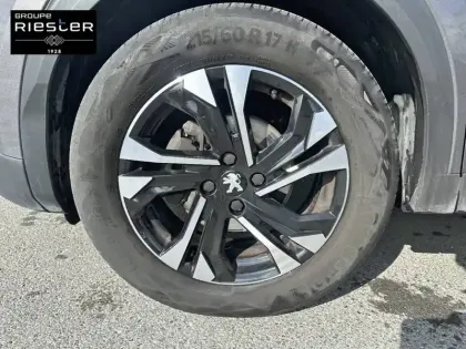 Photo 41 Peugeot 2008  PureTech 100 S&S BVM6