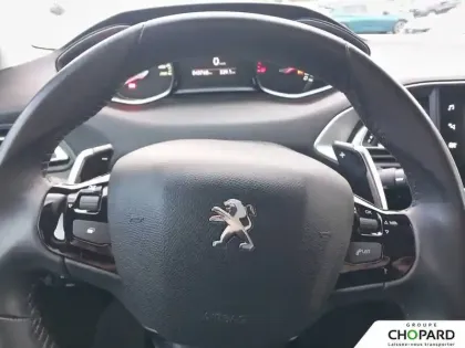 Photo 15 Peugeot 308  BlueHDi 130ch S&S EAT8