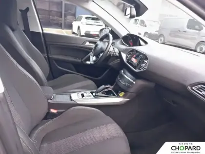 Photo 12 Peugeot 308  BlueHDi 130ch S&S EAT8