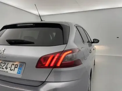 Photo 126 Peugeot 308  BlueHDi 130ch S&S EAT8