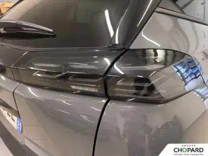 Photo 24 Peugeot 2008  Hybrid 145 e-DCS6