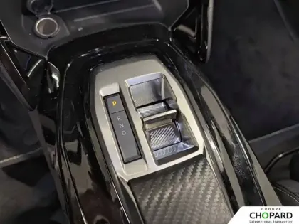 Photo 70 Peugeot 2008  Hybrid 145 e-DCS6