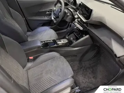 Photo 34 Peugeot 2008  Hybrid 145 e-DCS6