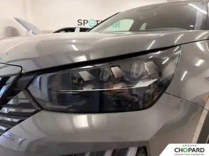 Photo 48 Peugeot 2008  Hybrid 145 e-DCS6