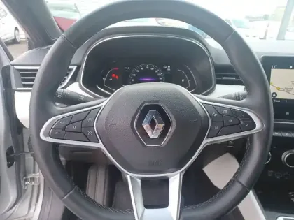 Photo 40 Renault Clio Gén. V (BJA) Ph1 Intens 5