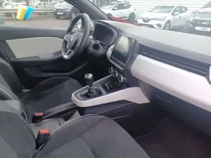 Photo 51 Renault Clio Gén. V (BJA) Ph1 Intens 5