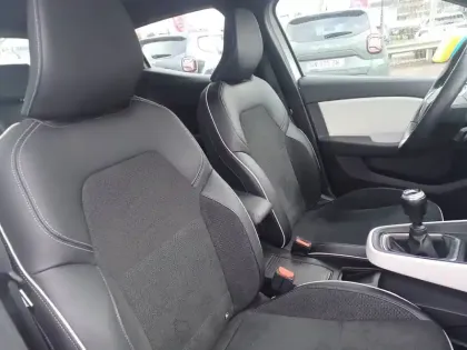 Photo 52 Renault Clio Gén. V (BJA) Ph1 Intens 5