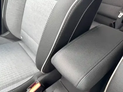 Photo 36 Renault Clio  E-Tech full hybrid 145 ch GSR2