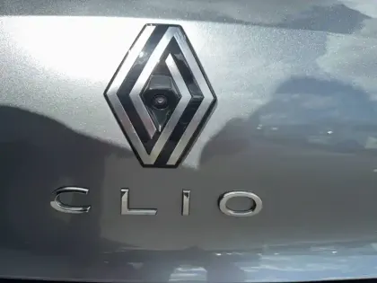 Photo 14 Renault Clio  E-Tech full hybrid 145 ch GSR2