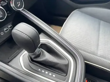 Photo 153 Renault Clio  E-Tech full hybrid 145 ch GSR2