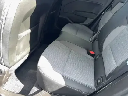 Photo 79 Renault Clio  E-Tech full hybrid 145 ch GSR2