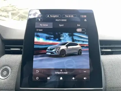 Photo 29 Renault Clio  E-Tech full hybrid 145 ch GSR2