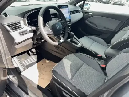 Photo 65 Renault Clio  E-Tech full hybrid 145 ch GSR2