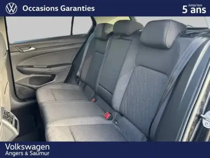 Photo 15 Volkswagen Golf  1.5 eHybrid 204 DSG6