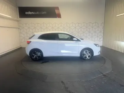 Photo 54 Mg Mg3  1.5 L Hybrid+ 195 ch