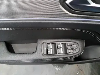 Photo 66 Renault Arkana  E-Tech hybride 145 - 22