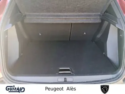 Photo 69 Peugeot 2008  PureTech 130 S&S BVM6
