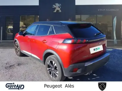 Photo 70 Peugeot 2008  PureTech 130 S&S BVM6