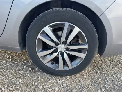 Photo 11 Peugeot 308 Gén. II Ph2 Allure 5