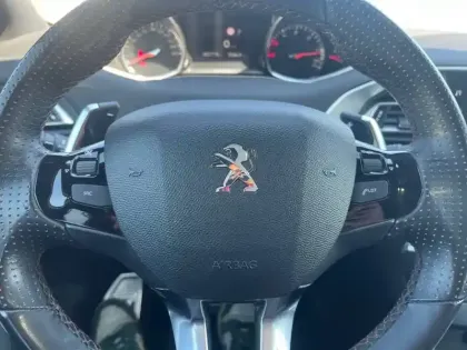 Photo 43 Peugeot 308 Gén. II Ph2 GT Line 5