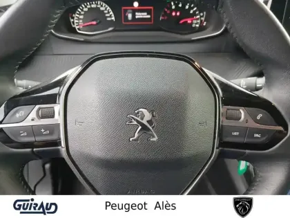 Photo 18 Peugeot 208  PureTech 100 S&S BVM6