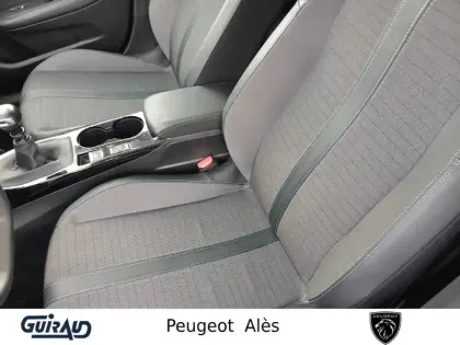 Photo 8 Peugeot 208  PureTech 100 S&S BVM6