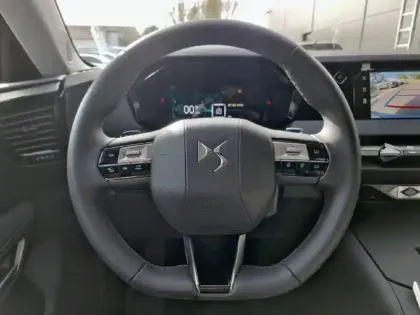 Photo 8 DS DS 4 N°4 Hybride 145 e-DCT6