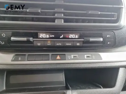 Photo 14 Citroën Jumpy  CA XL DIESEL 180 CH AUTOMAT.